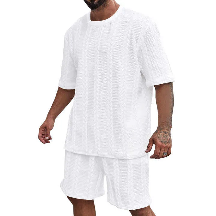 أطقم بأكمام قصيرة جيدة التهوية من قطعتين . Breathable 2-Piece Short-Sleeve Sets
