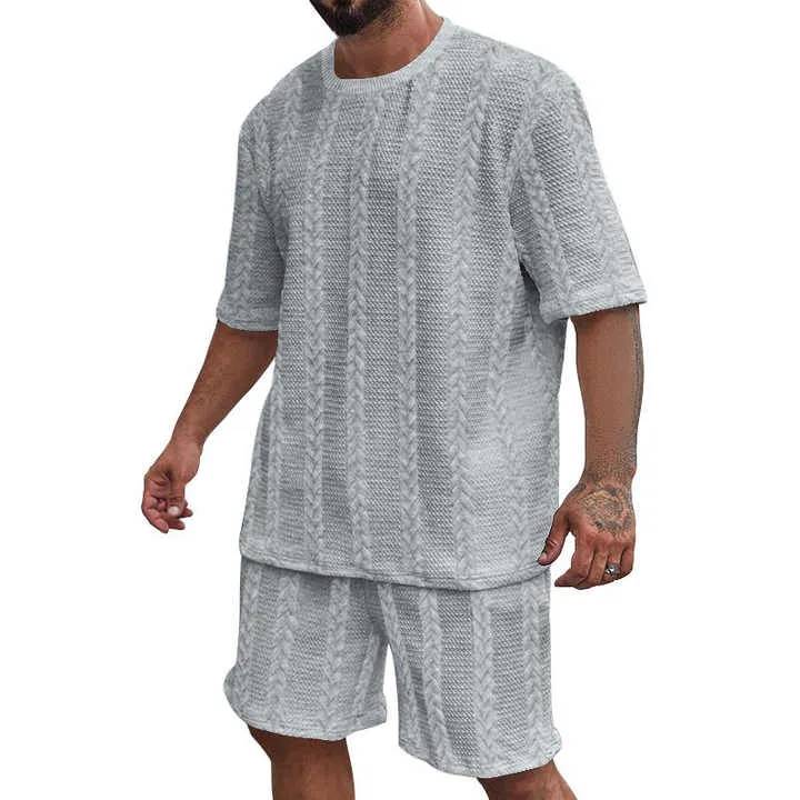 أطقم بأكمام قصيرة جيدة التهوية من قطعتين . Breathable 2-Piece Short-Sleeve Sets