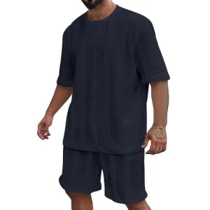أطقم بأكمام قصيرة جيدة التهوية من قطعتين . Breathable 2-Piece Short-Sleeve Sets