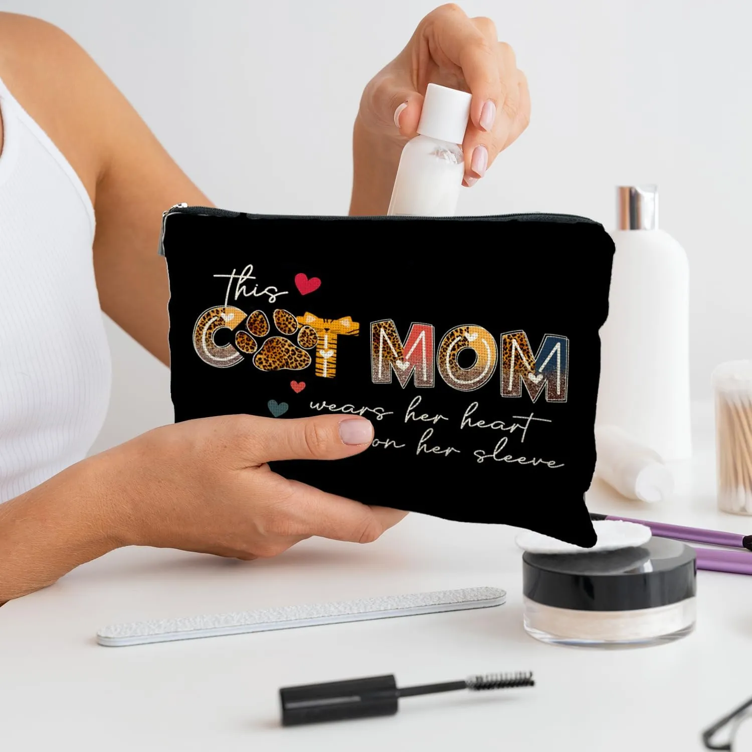 Cat Mom Gifts, Cat Mom Makeup Bag, Cat Lady Gifts, Cat Gifts for Women Cat Lovers, Cat Cosmetic Bags Toiletry Bag for Women, Cat Makeup Pouch, Cat Accessories for Women
