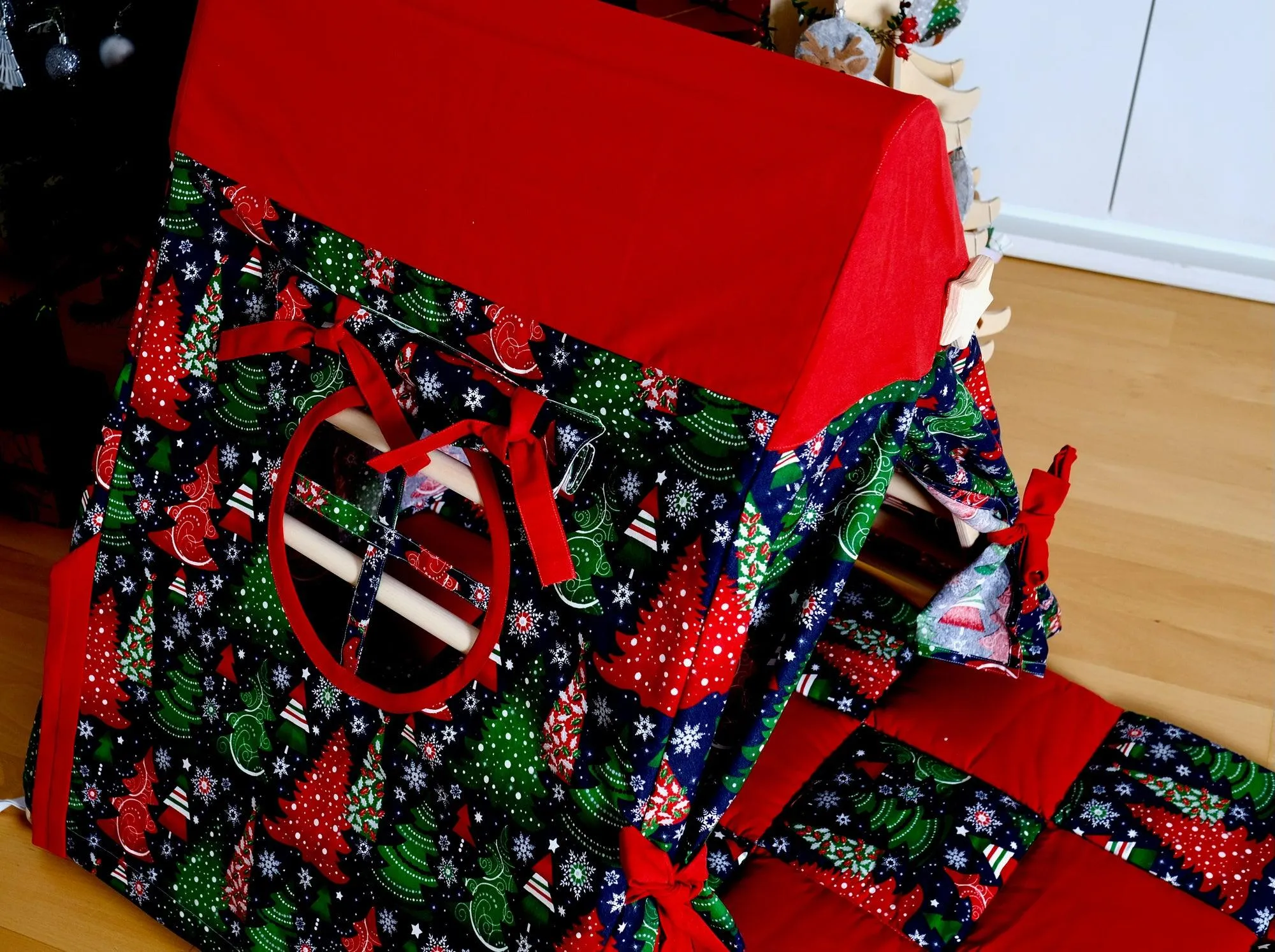 Christmas Play Tent and Play Mat for Climbing Triangle