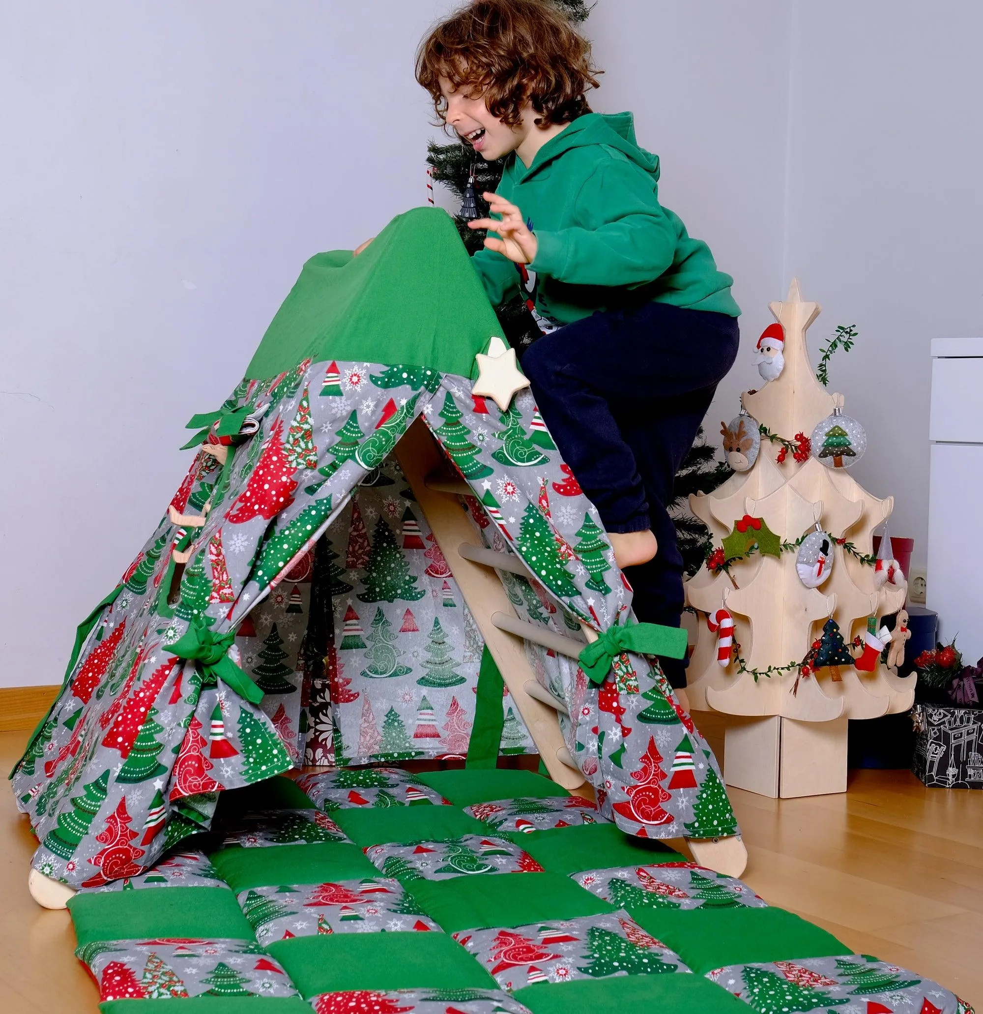 Christmas Play Tent and Play Mat for Climbing Triangle