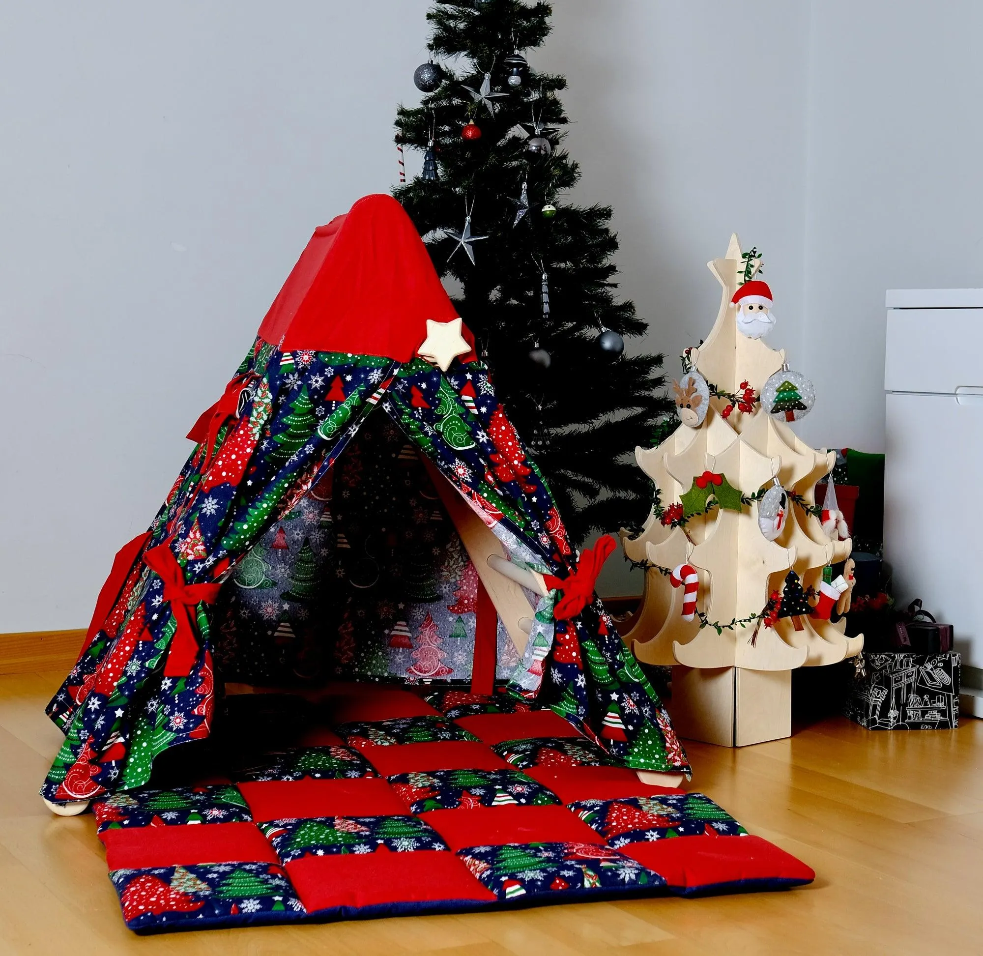 Christmas Play Tent and Play Mat for Climbing Triangle