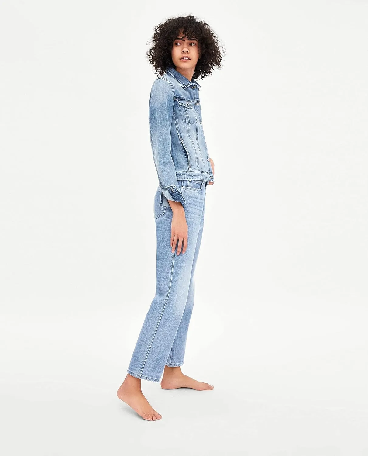 Khanomak Classic Denim Jean Buttoned Front Long Sleeve Basic Collar Cotton Jacket