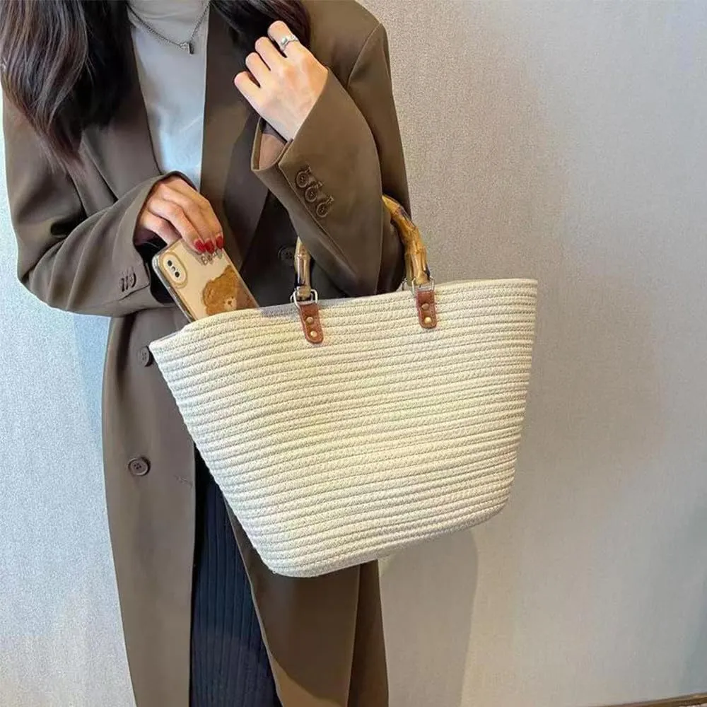 Large Capacity Tote Bag for Women Hand-Woven Straw Bag with Plastic Handle Woven Summer Tote Handbag Travel Beach