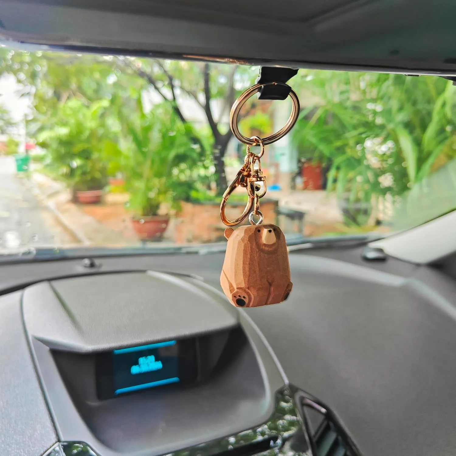 Lovely Bear Keychain Keyring Clip Charm Accessories Miniature Carved Wood Figurine
