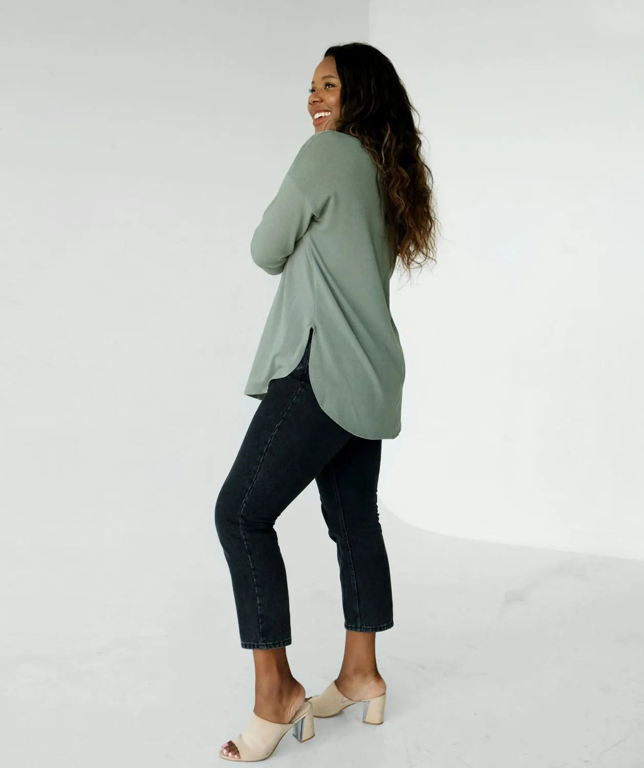 MAGNOLIA lightweight sweater tunic in Sage